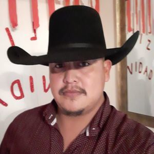 Meet your Posher, Felipe